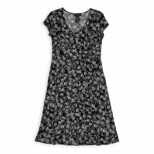 George Stretch Sz M shortsleeve fit flare dress black white floral pattern | EUC